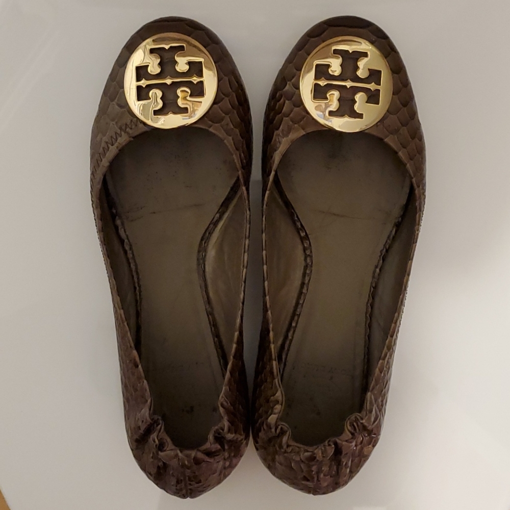 Tory Burch Brown Reva Snake print patent leather7W